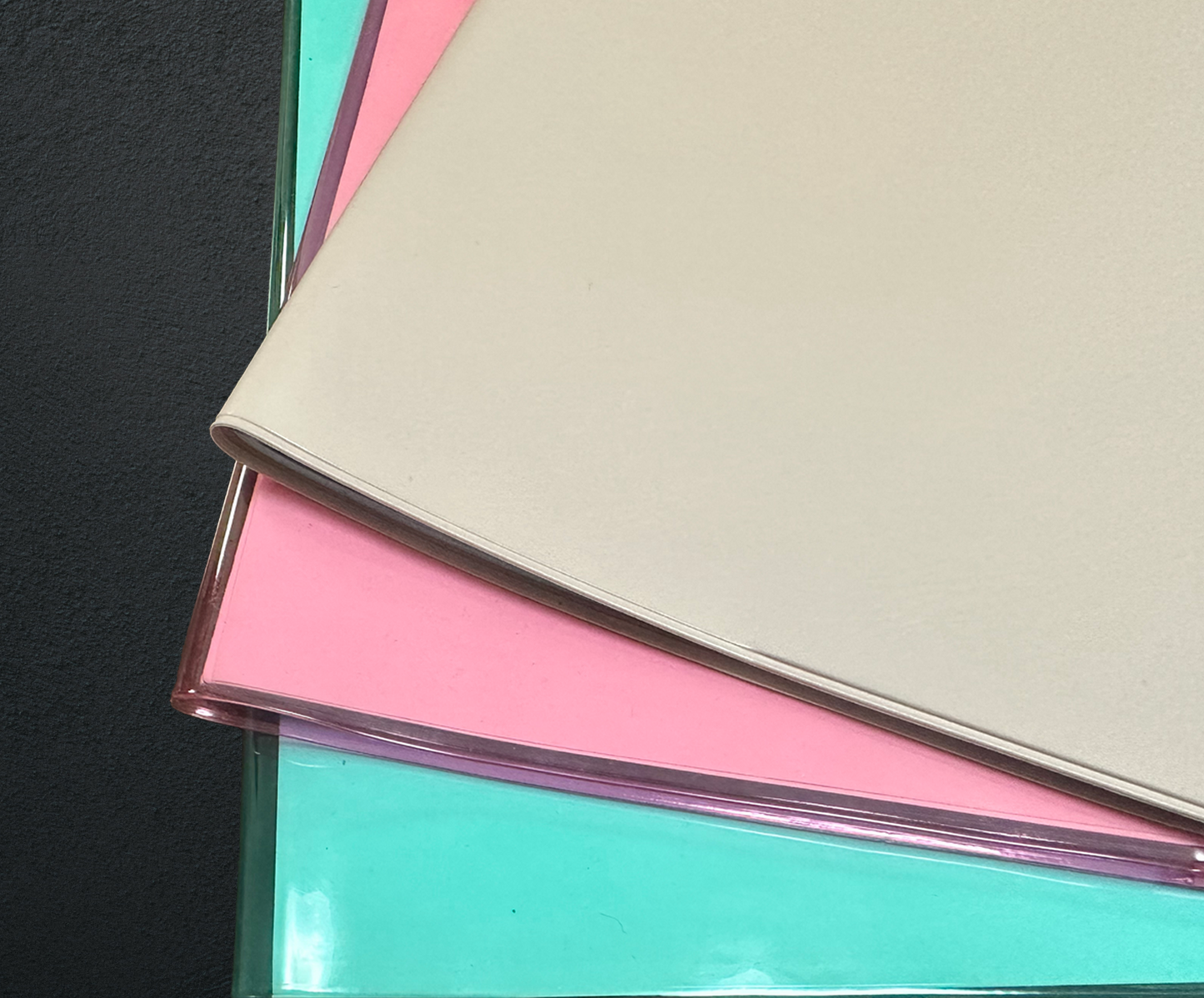 SDダイアリー A4サイズx2の大判ノート型手帳